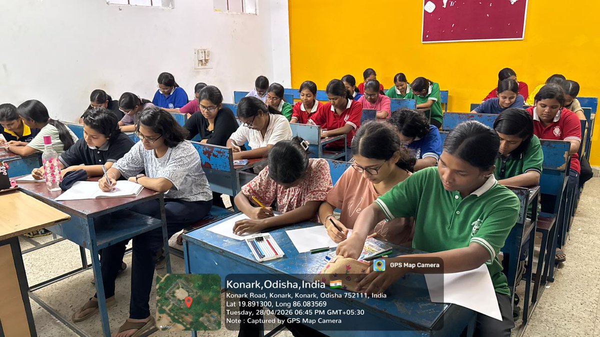 JnvKonark's tweet image. "Every Drop Counts! As we observe Jal Pakhwada, let's turn off the tap, fix leaks, and use water wisely. Small actions make a big difference! Poster,Painting ,Quiz,Essay competition #JalPakhwada2026 #EveryDropCounts #ConserveWater #CatchTheRain" @NVS_HQ  @nvsrobpl