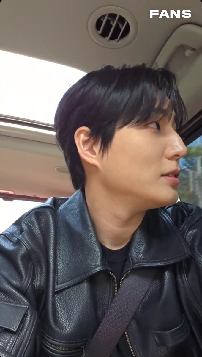 briwoonfan's tweet photo. side profile so lethal https://t.co/cqQZiigMbT
