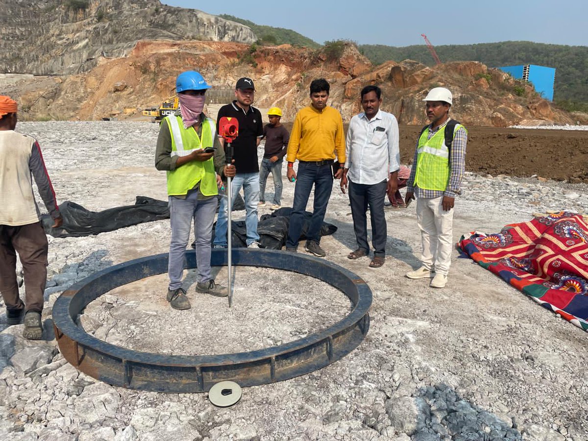 csmrsdelhi's tweet photo. CSMRS Rockfill  team at Polavaram Irrigation Project, Andhra Pradesh on 27th April  2026 and  carried out the Quality Assurance testing  work on filter and Casing  materials of  Main ECRF Dam in GAP-I of Polavaram Irrigation Project.
#CSMRS
#QualityAssurance
#ECRFDam
#GeotechnicalEngineering
#WaterResources #AndhraPradesh