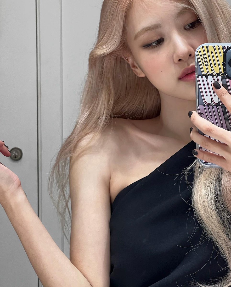 𝙹𝚄𝙻𝙸𝙴𝚃𝙰'𝚜 ♡︎ s𝕥or𝕪 tweet media