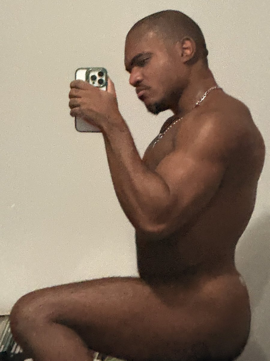 𝐽𝑂𝐸𝑌 tweet media