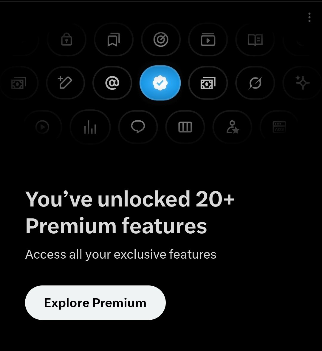 คนทำงานที่ถูกหวย  7892 🐾🥛🍒 tweet media