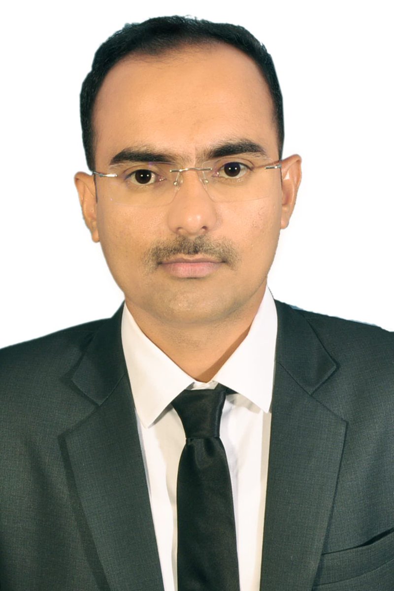 RavindraBhati__'s tweet photo. विश्वविद्यालय में पंचवर्षीय विधि पाठ्यक्रम के सहपाठी श्री राजू सिंह भाटी पुत्र श्री पूंजराज सिंह भाटी, निवासी सामराऊ, ओसियां को गुजरात न्यायिक सेवा (GJS) में चयनित होने पर हार्दिक बधाई एवं अनंत शुभकामनाएं। https://t.co/kHmeSVpPan