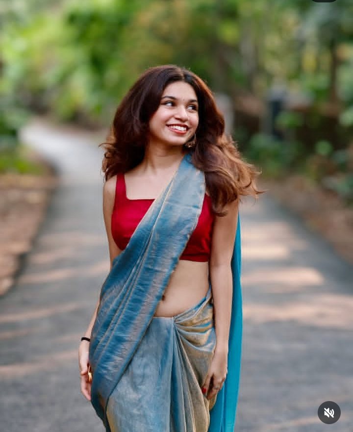Anikha_Obsess tweet media
