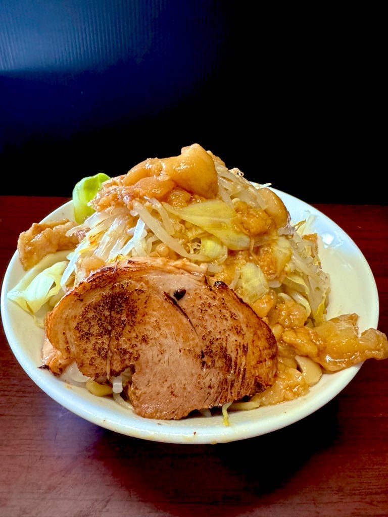 豚骨ラーメン吟 tweet media