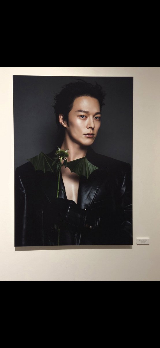 smile_kiyong's tweet photo. KIM YEONG JUN × YOSHIDA YUNI PHOTO EXHIBITION “Face to face”
行って来ました❣️
写真撮影、SNS投稿良いとの事です。
素敵なキヨンくんでした。
#チャンギヨン
#장기용 
#jangkiyong
#чанкиён  #จางกียง
#張基龍 https://t.co/sIgvSQcRAI