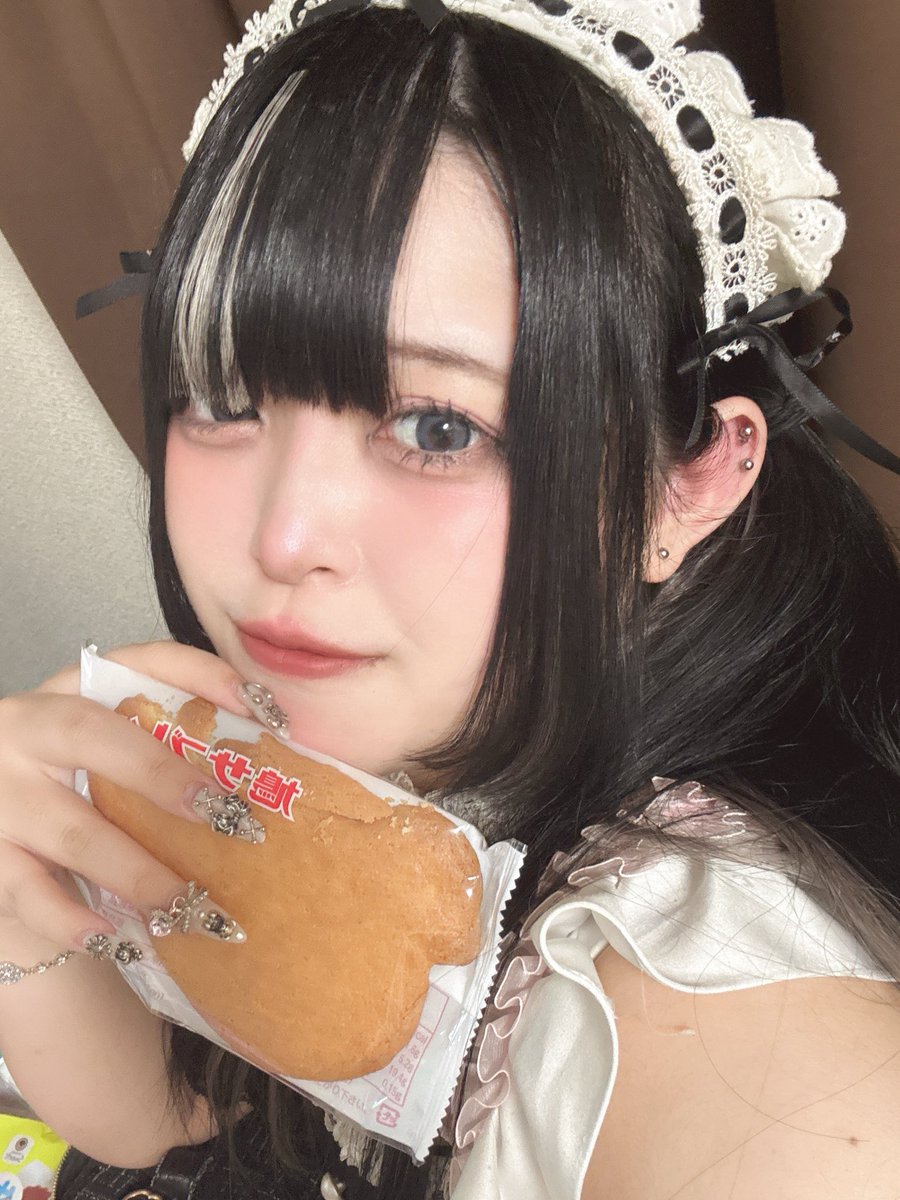 のえる tweet media