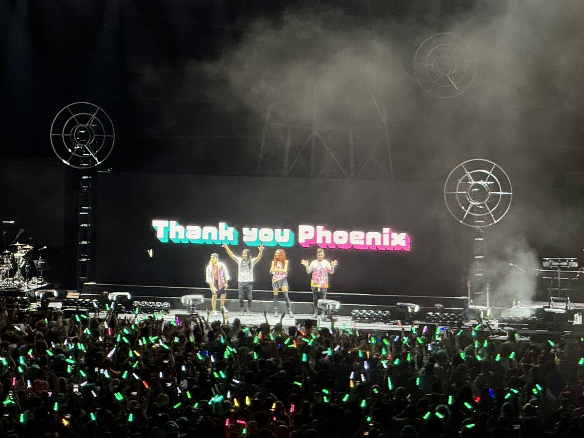 MIKU EXPO tweet media