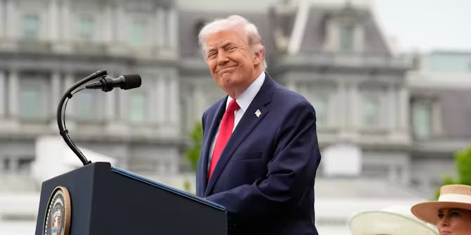 Altcoinbuzzio's tweet photo. BREAKING:

US WILL IMPOSE 100% TARIFFS ON CHINA IF CHINA BUYS IRANIAN OIL.

This is the secondary sanction Trump telegraphed weeks ago.

Iran is selling China discounted crude through the back door. The US is now putting a price on every barrel that crosses that route.

What's at stake:

China imports 1.5M+ barrels of Iranian oil daily. 100% tariffs on Chinese exports to the US would shave off 2-3% of Chinese GDP overnight. China's choice: stop buying Iranian oil, or lose its largest export market.

The yuan moves first. Brent moves second. Crypto reacts last.