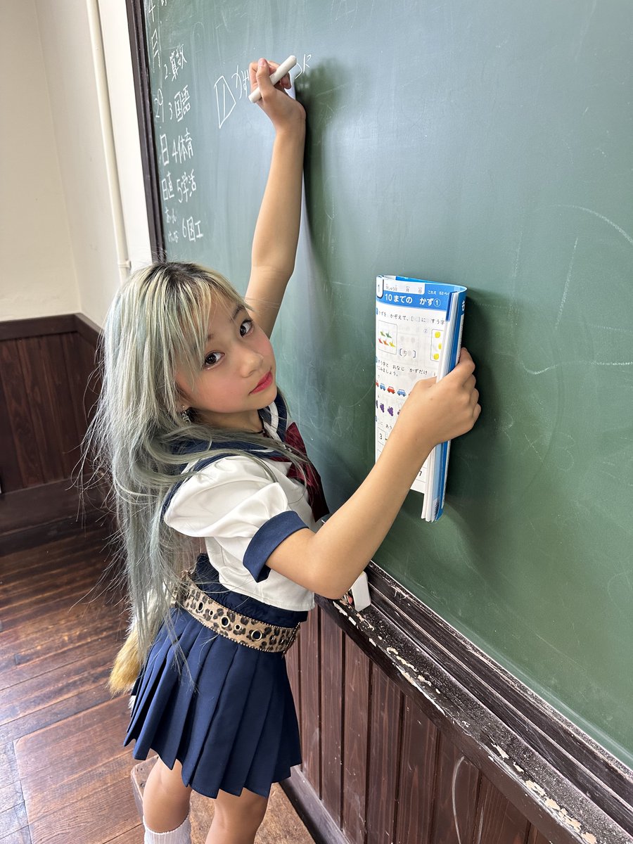 進撃のＡＩＮ「あいん」model tweet media