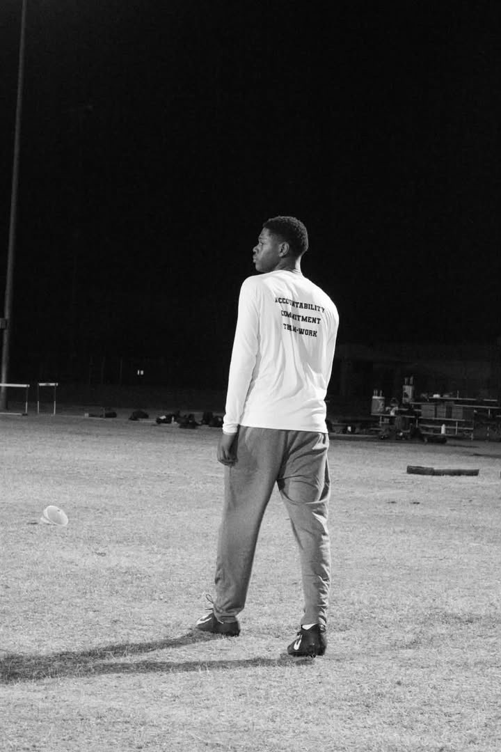 DariusHaygood9's tweet photo. First week of spring ball can’t wait for da season got some to prove @CguhsFootball @JUSTCHILLY accountability commitment team-work les get https://t.co/HFbFaP8tVa