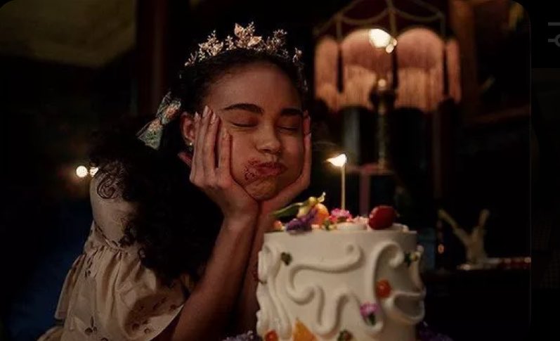 𐙚claudia tweet media