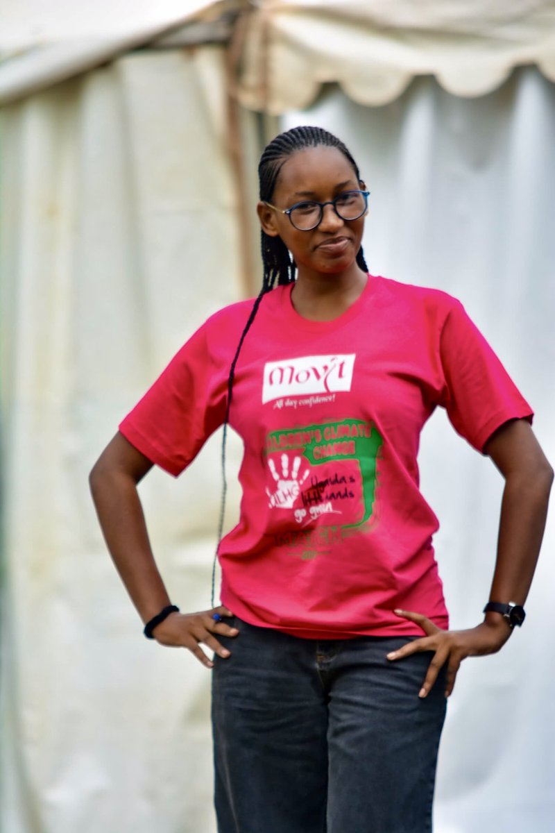 LytonMyrah's tweet photo. Small steps, big impact, children at the forefront of climate change awareness.
@LilHandsGoGreen the future is marching today. #ClimateChangeMatch26 #GoGreenUg #ClimateChange
@JosephMasembe1 @KCCAUG https://t.co/FWoFLJP5UD