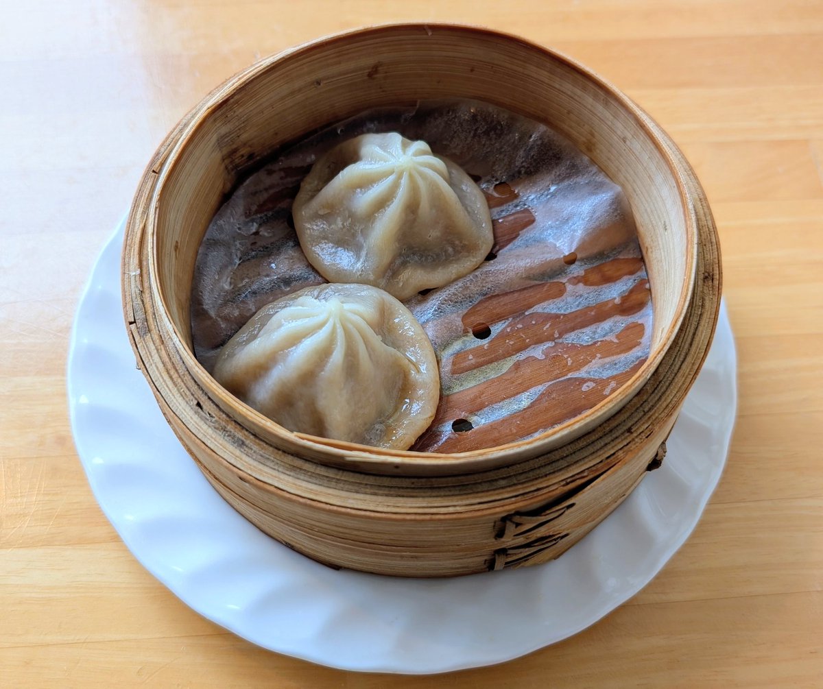 あいんず tweet media