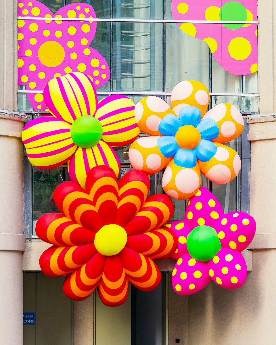 nyxawards's tweet image. 𝟐𝟎𝟐𝟔 𝐖𝐢𝐧𝐧𝐞𝐫 𝐇𝐢𝐠𝐡𝐥𝐢𝐠𝐡𝐭🏆

Colorful Blossom by PHAIdesign弗爱设计
Winner's Page: tinyurl.com/4r6hvet9
🔗 Link in bio

#NYXAwards #MarketingAwards #ExperientialMarketing #PublicArtInstallation #ImmersiveExperience #BrandActivation #InteractiveMarketing