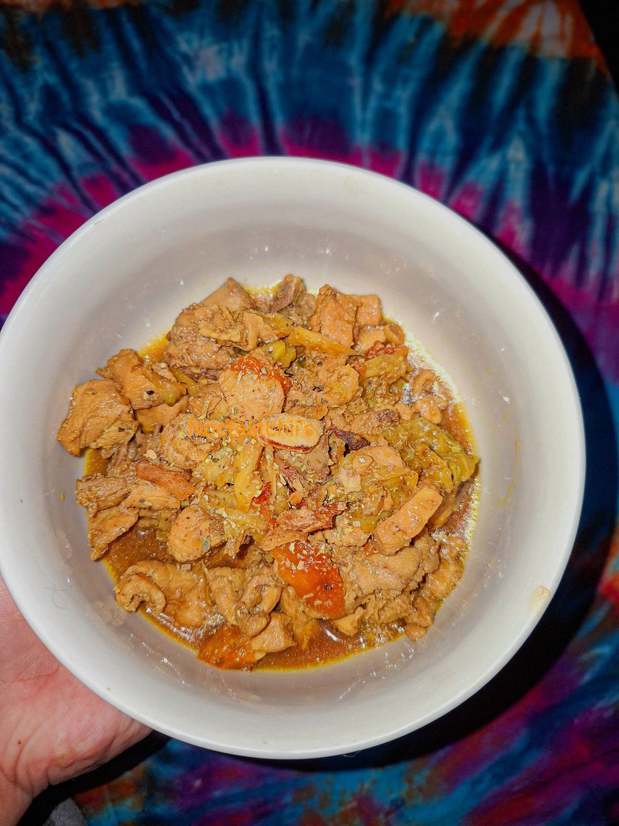 boredäm tweet media