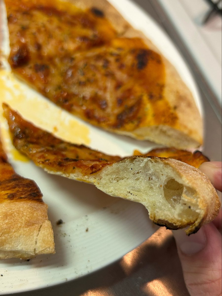 Lake_DA's tweet photo. はい完成 はい美味いー
#pizza
#pizzacontemporanea https://t.co/gKwFkp7OYT