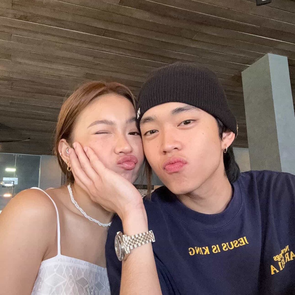 mujielifee tweet media