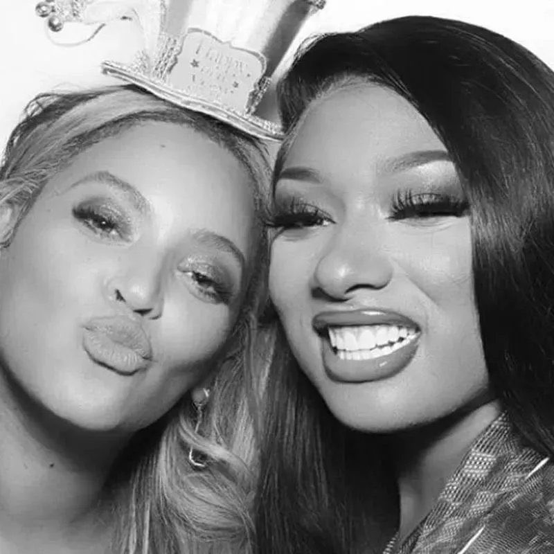 Pop Crave tweet media