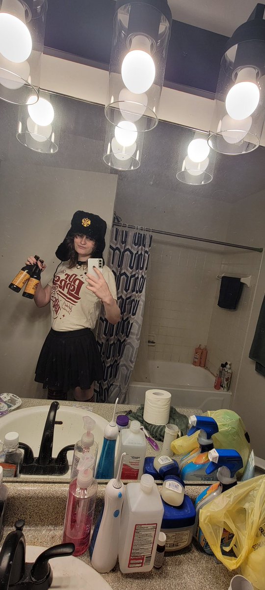 Alix tweet media