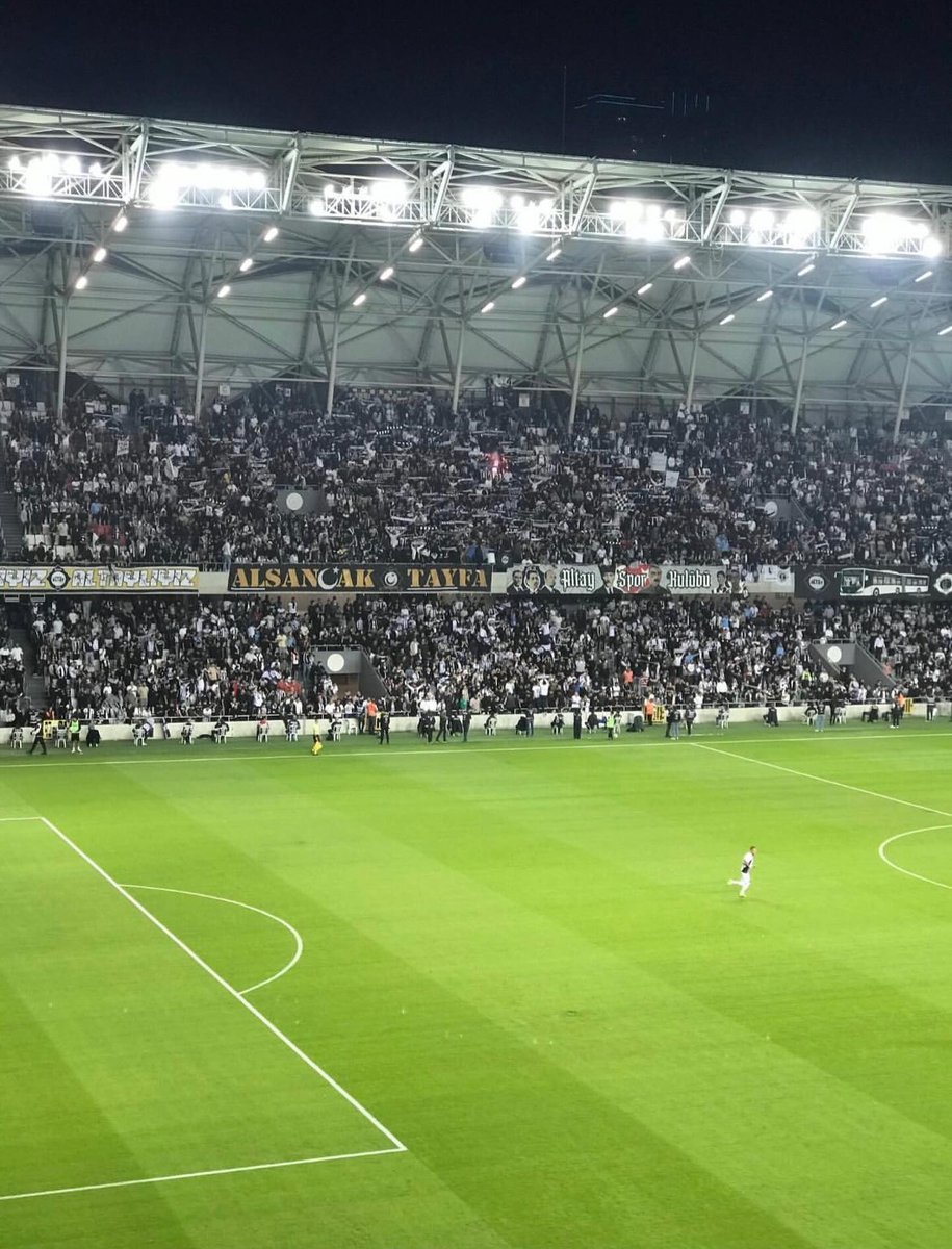 Onur Tüzer tweet media