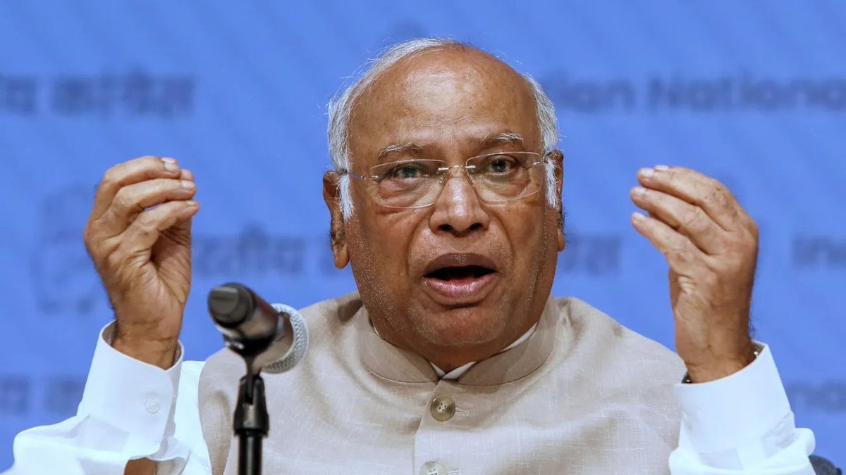 thenewsdrum's tweet image. Time to stand up against forces that seek to undermine rights: Kharge to people of Bengal
newsdrum.in/national/time-…

#MallikarjunKharge #WestBengalElections #Congress