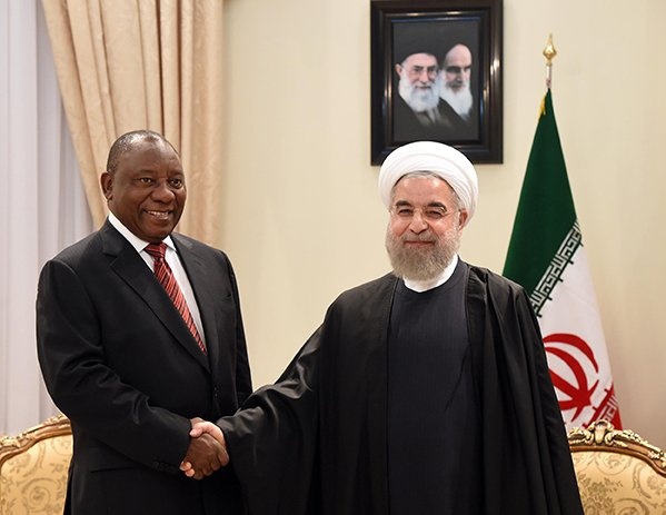 PhumlaniMMajozi's tweet image. South Africa's foreign policy is unconstitutional, Ismail Joosub told me last week. 

Link to interview in the replies. ⬇️ #politics #economy #markets