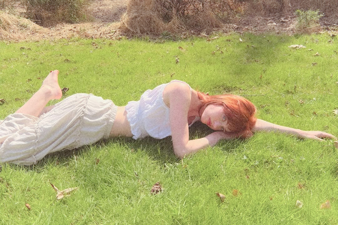 𝖵𝖺𝗅𝖾𝗇𝗍𝗂𝗇𝖺. tweet media