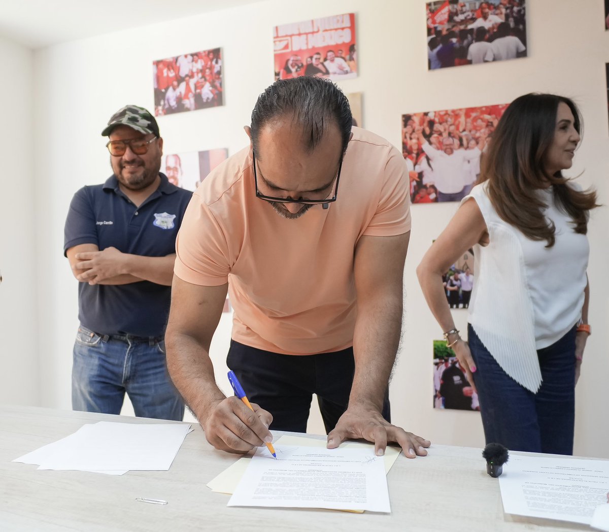 Omar Castañeda tweet media