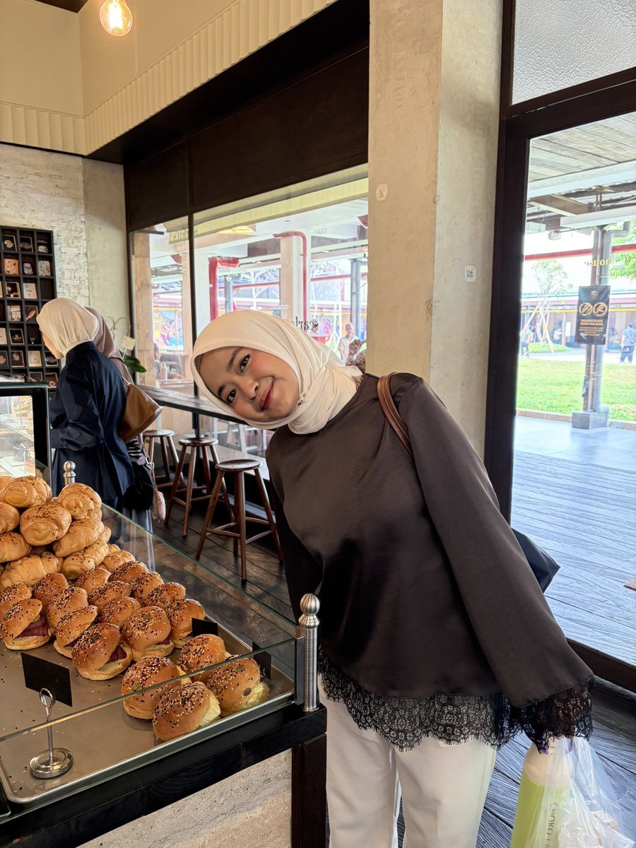 irbahsalss tweet media