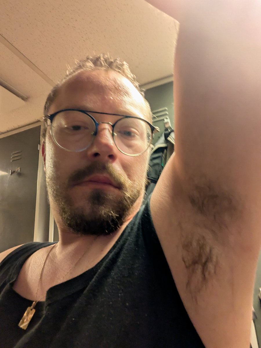 A peine arrivé au taf déjà tout trempé