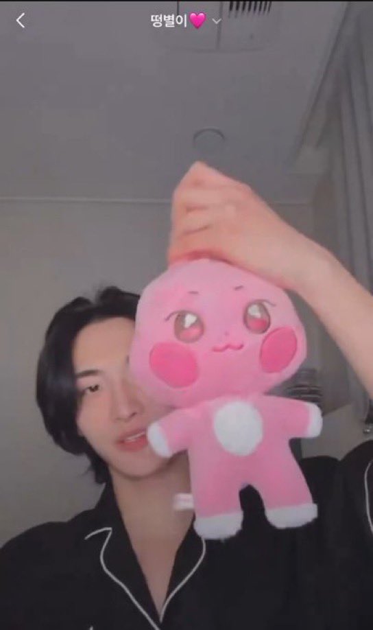 annie ☆.࣪⋆ tweet media