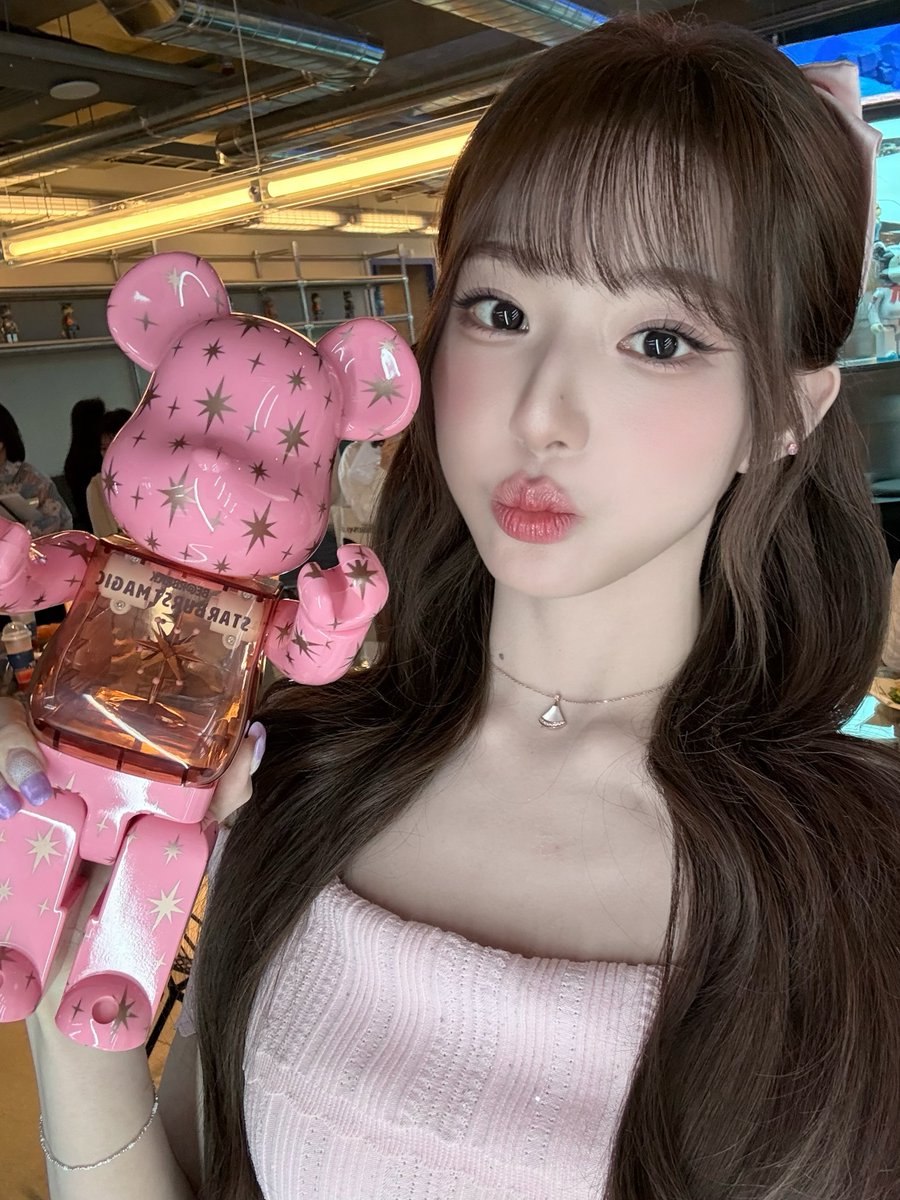 tripleS official tweet media