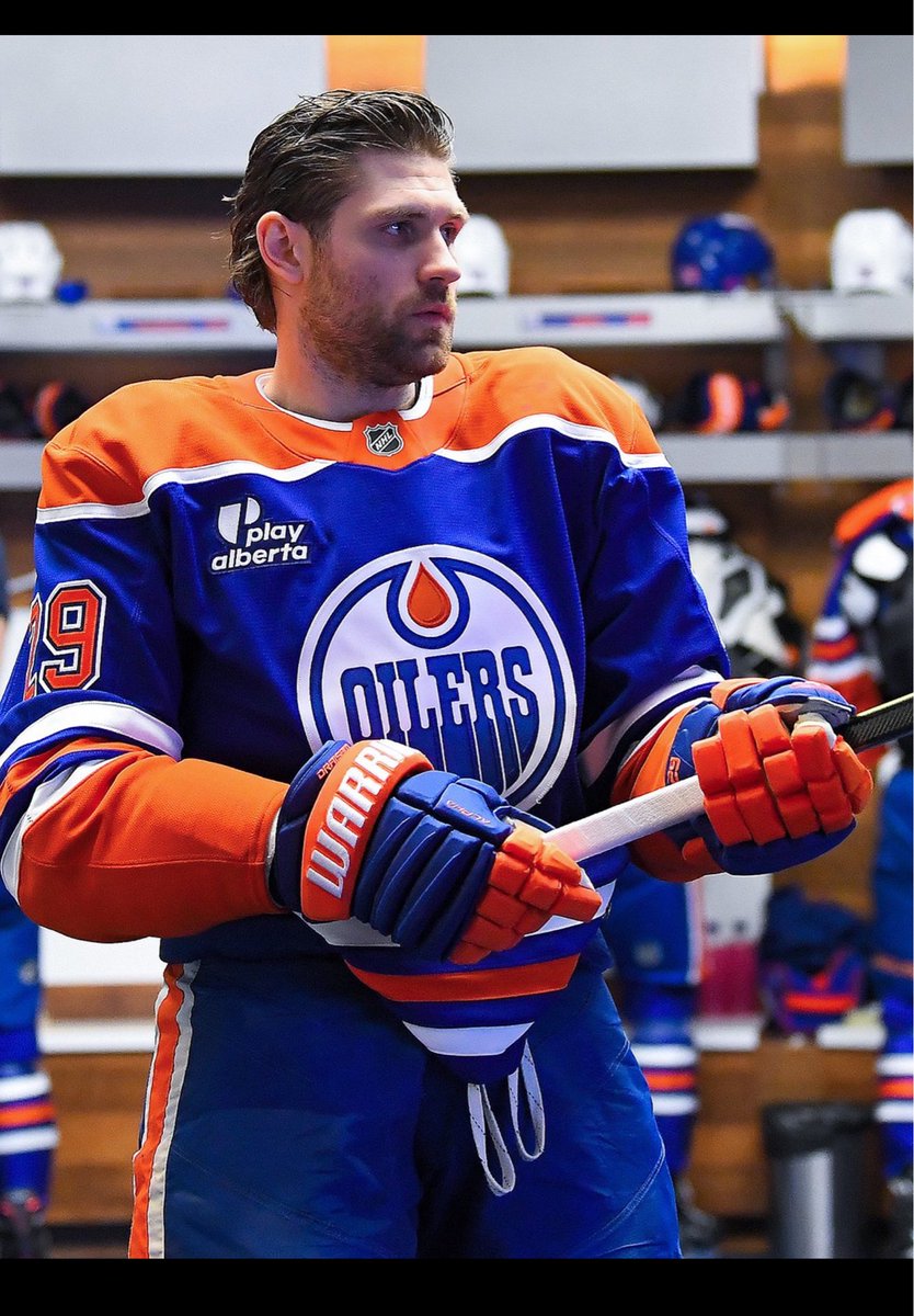 CubanistaGirl's tweet image. Inconceivable! The ride continues! Leon Draisaitl, you are the Doreen Hernandez Oiler Player of the Game! What a tilt! #LetsGoOilers #IBelieve 🧡