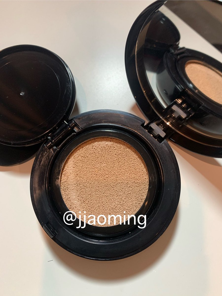 jjaoming's tweet photo. คุชชั่น L’oreal 240
ใช้แล้ว เหลือประมาณ 80%
200 บาท

**พัฟขาดนิดหน่อยใช้งานได้ปกติ https://t.co/6gwxIvYSe0