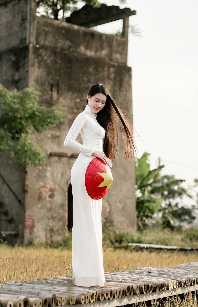 Le Thanh Nga | Tina tweet media