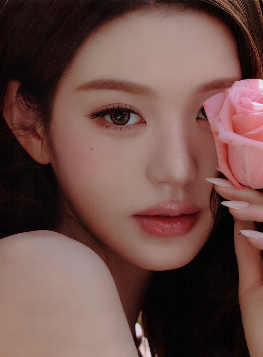 ive pics tweet media