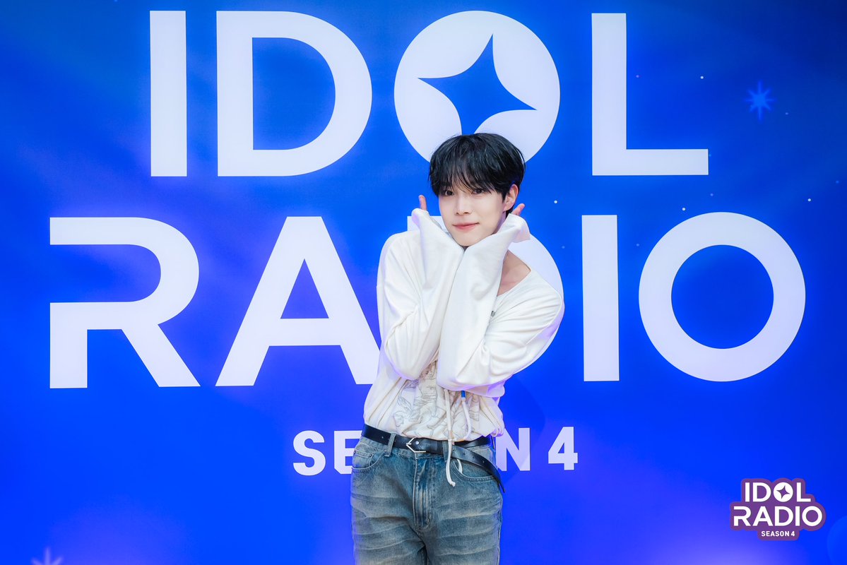 [#아이돌라디오오티디👕] 260427 똥디🫶

사진 작가님도 웃게 만드는 유쾌함✨

<a href="/the_verivery/">VERIVERY_OFFICIAL</a>