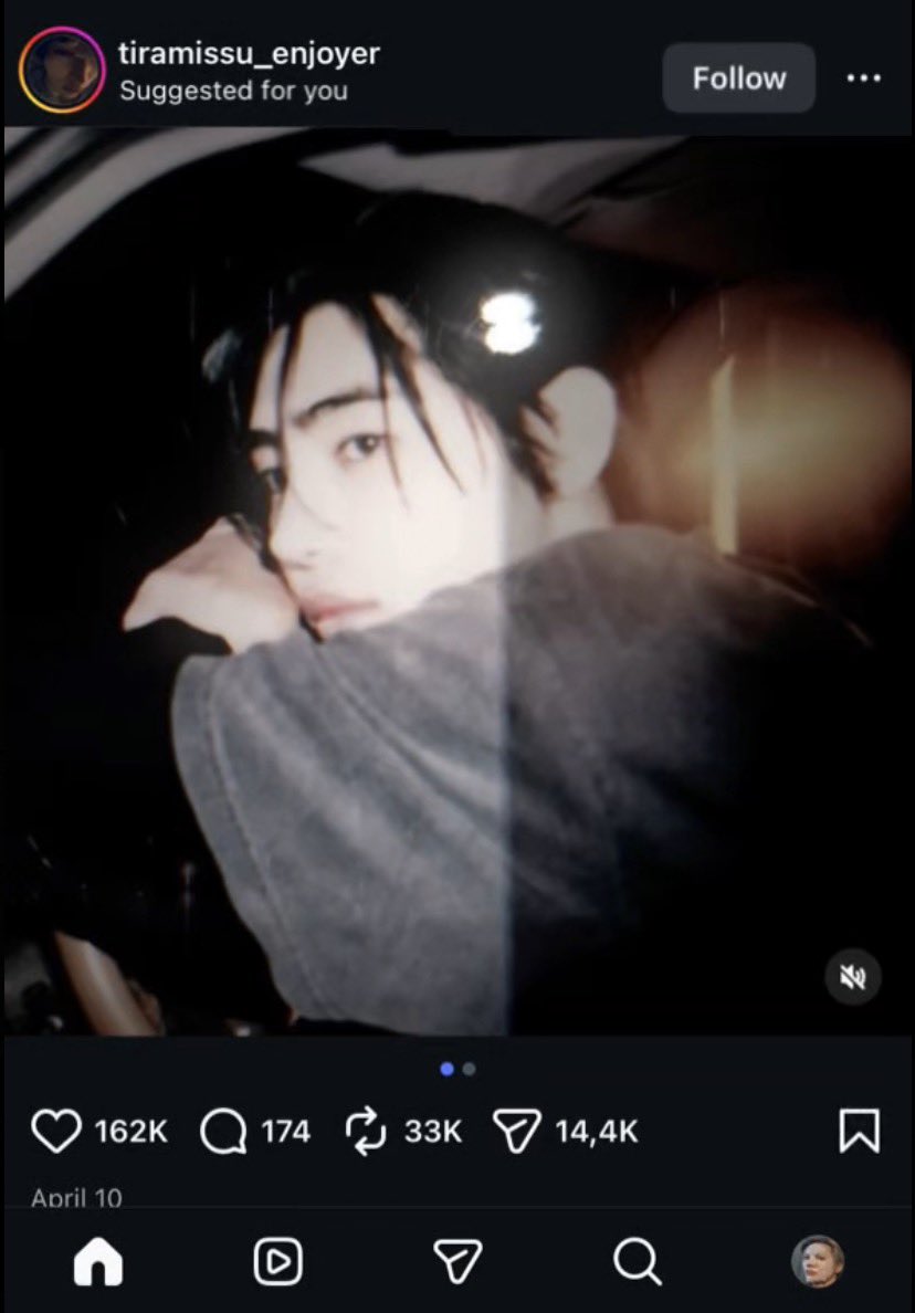nyeheheee's tweet photo. —#jayhoon few tweets au [jayden sean]

ikut trend 
*slight awal jayden reach out sean pas masih maba https://t.co/glpt1LbamE