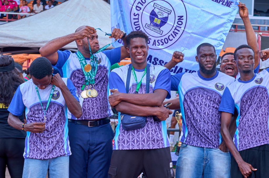 NotAkimistuu リーダー tweet media