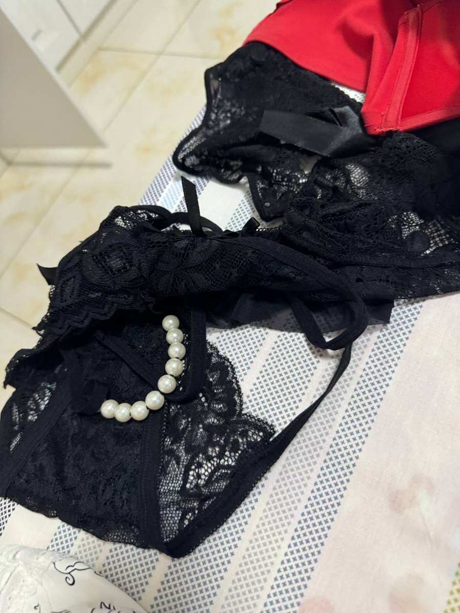 爱上内裤👙 tweet media