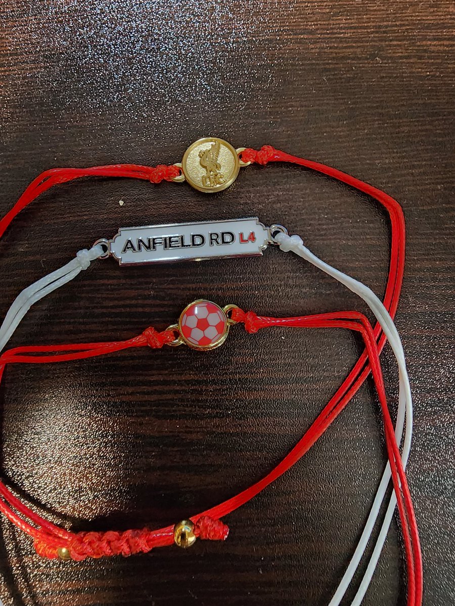 カネシロ tweet media