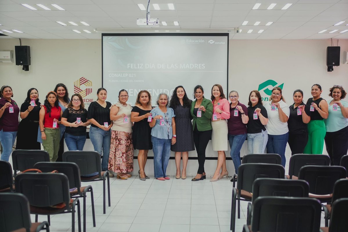 Angélica Lara tweet media