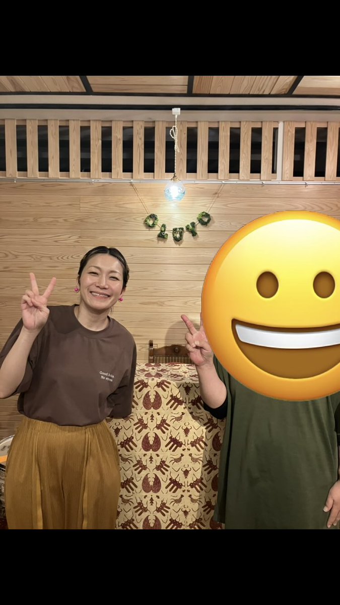 urahakushu_'s tweet photo. 私以外、未就学児連れのファミリーだったのでガチアウェーでしたが写真まで撮って頂きました😭
ありがとうございます😭
リハビリが痛かったけど頑張ってよかった!
ラジオも毎回、拝聴してる事も伝えれた!
#チャットモンチー
#accobin
#OLUYO
#福岡晃子 https://t.co/zKQUvbZ2yT
