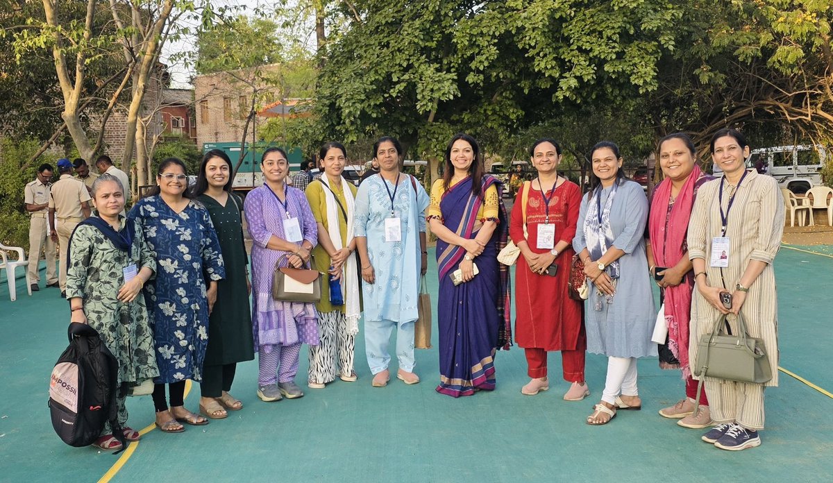 drdinta_GAS's tweet photo. Behind every successful election process is a dedicated team working tirelessly together. Proud to stand with my core team - your commitment, coordination and hard work made it all possible. Without teamwork it wouldn’t have been possible. Grateful for each one of you https://t.co/t74jtdF0oN