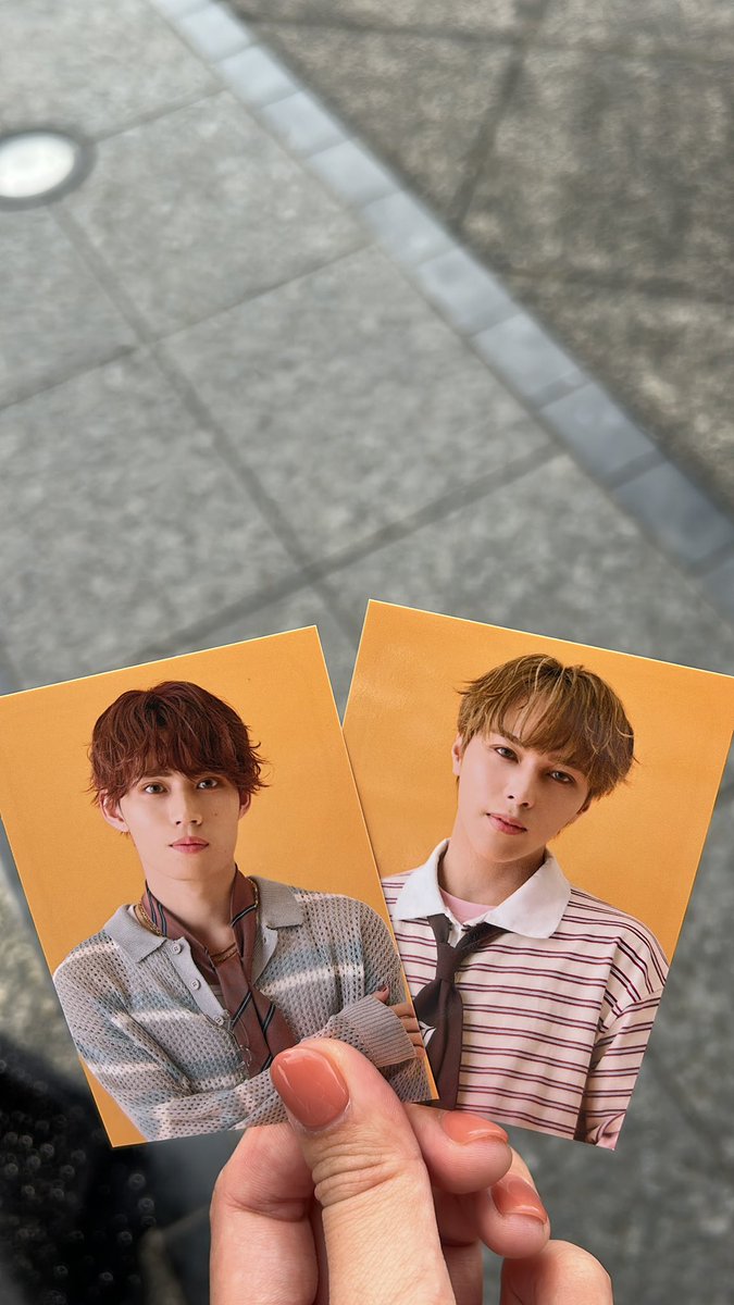 __iaaaaa_'s tweet photo. BUDDiiS ミーグリ ライブ会場限定購入特典 トレカ 買取

譲：KEVIN TAKUYA

求：YUMA

本日会場にてお取引可能な方いらっしゃいましたら、ご連絡お願いいたします。

#BUDDiiS譲 #BUDDiiS求 https://t.co/4BReOcHqlm