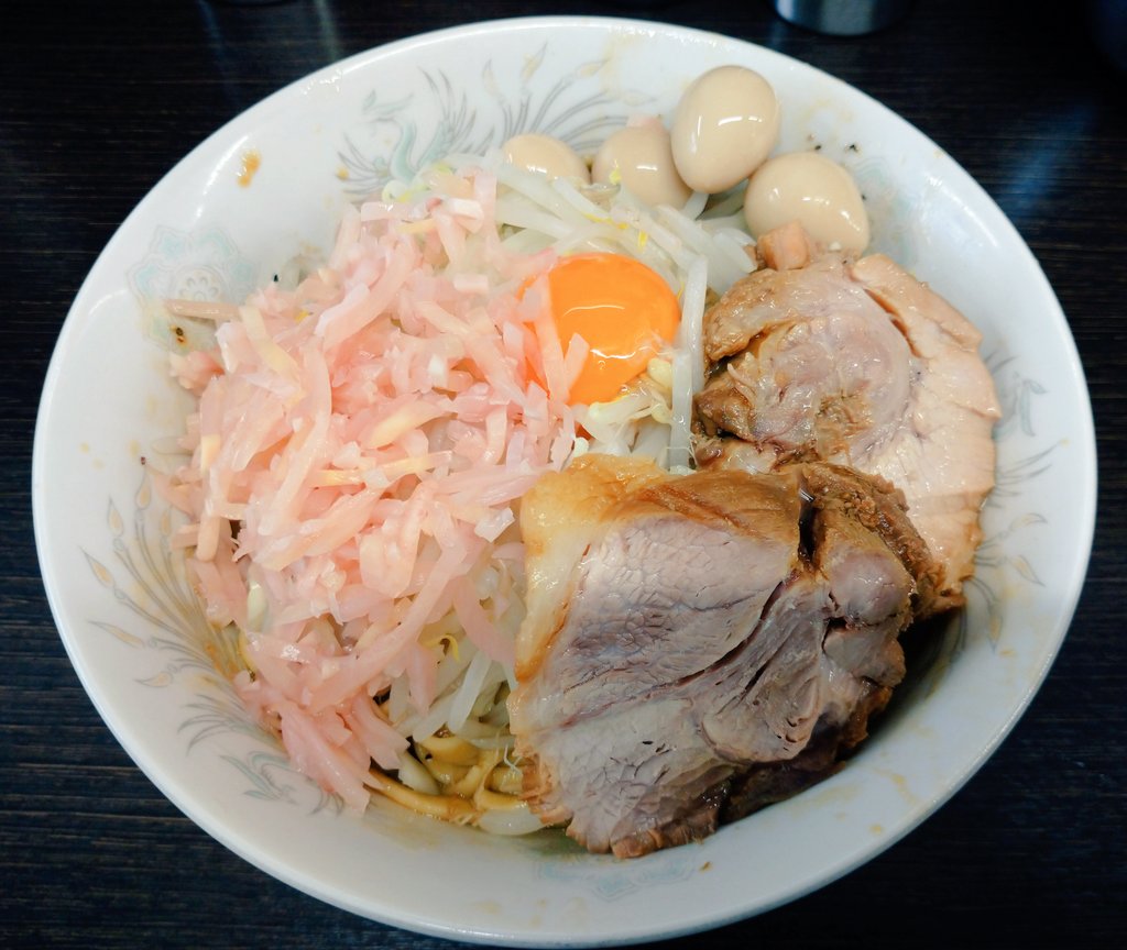 モニヤン tweet media