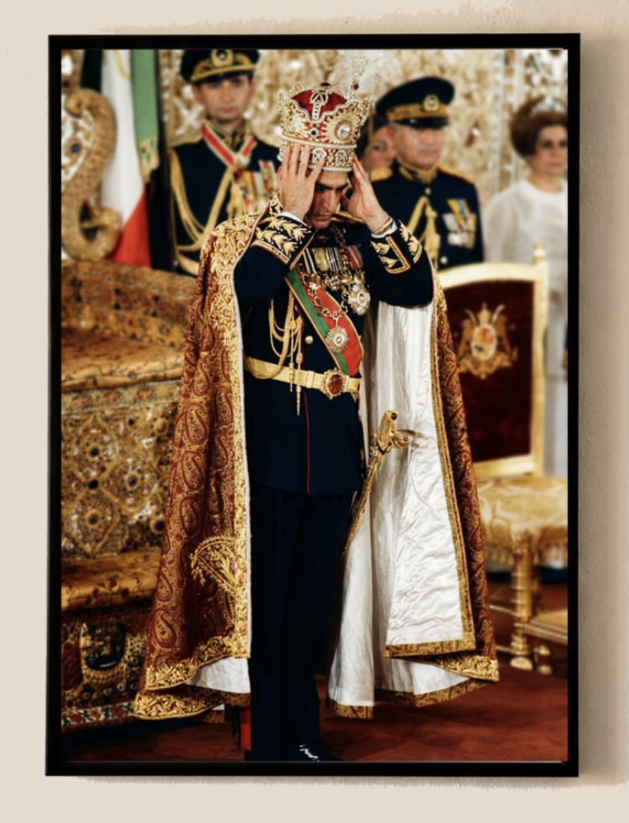 امیرعباس خان هویدا🇮🇷 tweet media