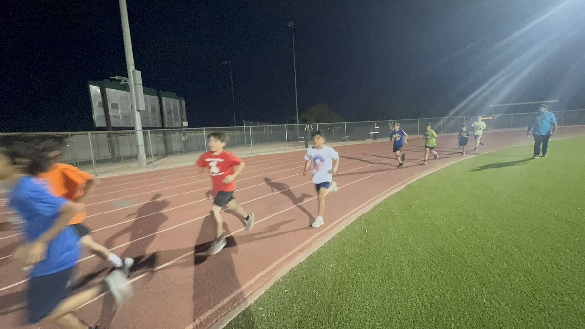 RuvalcabaVSP's tweet photo. We are VSP strong 💪! One for all &amp; all for 1 . We love 💕 our volunteers.VSP West Div 2 track meet priceless Kodak moments !
@EPISD_COTE @SISD_PR @michaelanajera1 @SISD_ES @SISD_PR @SISD_Herrera @jim_vasquez20 @JNunn_ADM @sisd_hr @SISD_ES @blissmwr @USWNT @USMNTONLY1 @JNunn_ADM https://t.co/8YIpyovAuH