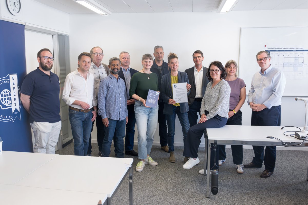 dr_m_schweizer's tweet image. 🎓 Ein rundum gelungenes Seminar zum Thema Interim Management liegt hinter uns!

Ein herzliches Dankeschön an alle, die dabei waren und diese beiden Tage zu etwas Besonderem gemacht haben.

#seminar #InterimManagement #teamwork #drschweizer #führungskonzepte #teko #drsa